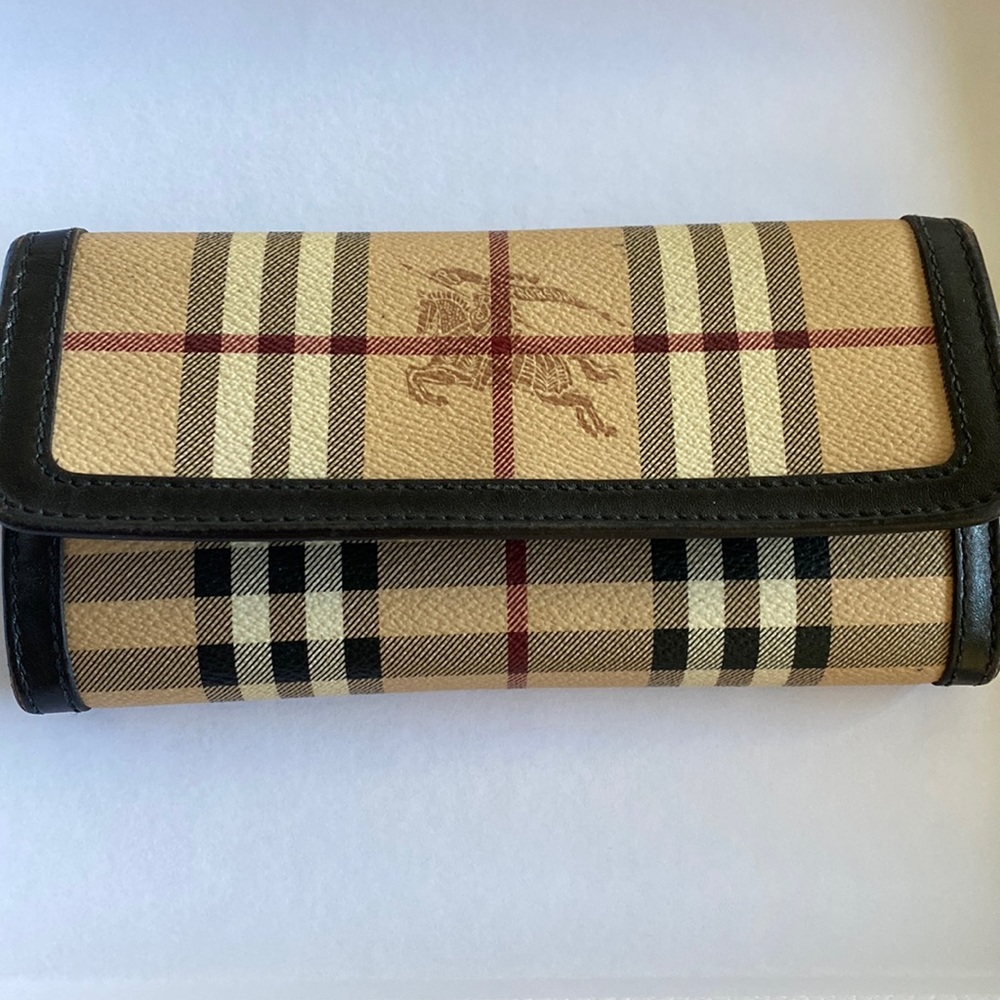 Burberry wallet
